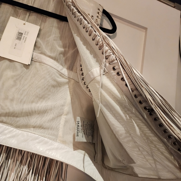 NWT La Marque "Brittany" Fringe Vest - Picture 9 of 13